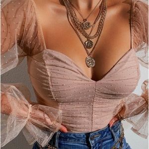 Puff sleeve crop top